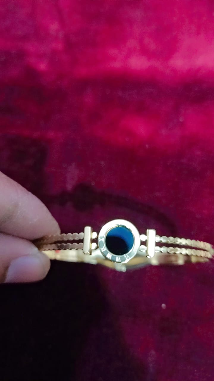 different item jewelary