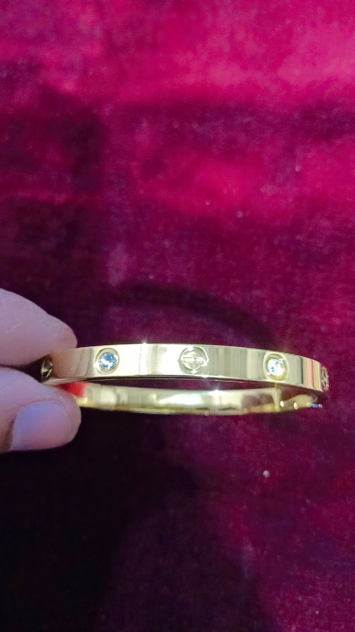 different item jewelary