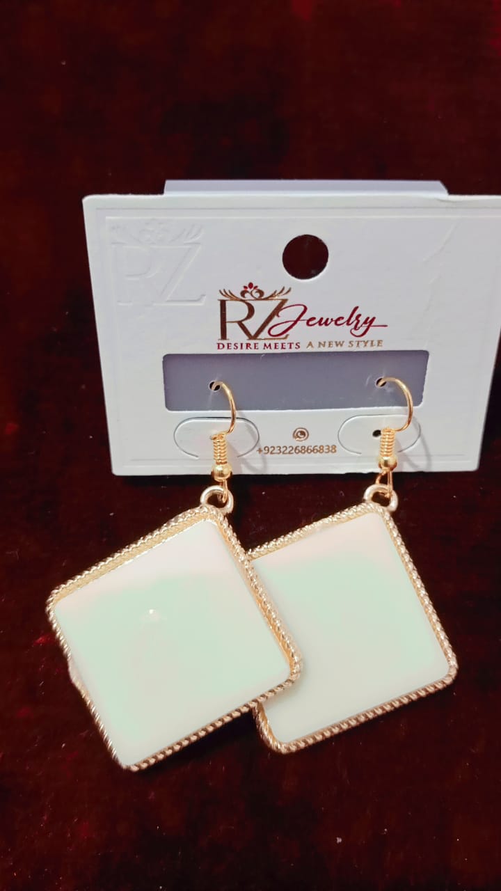 different item jewelary