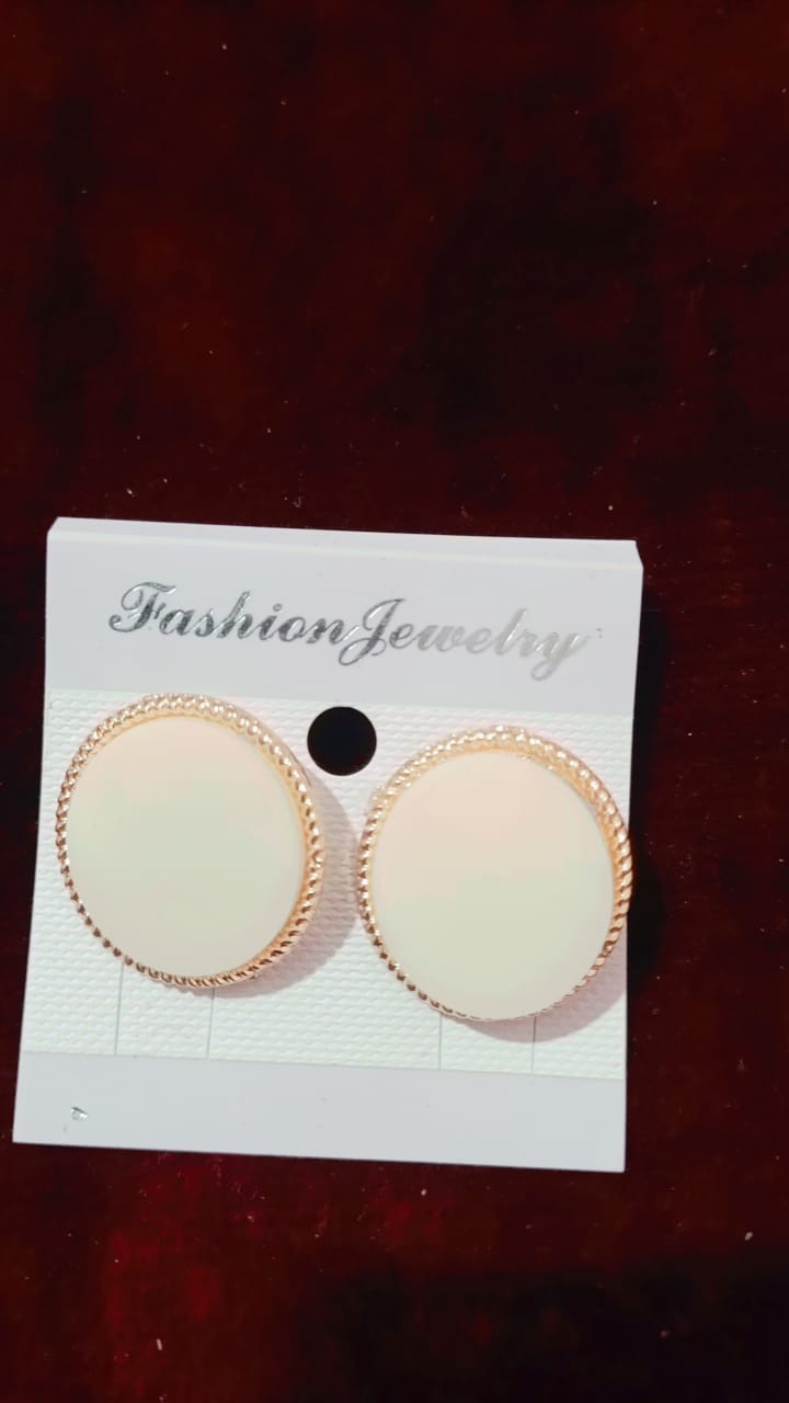 different item jewelary