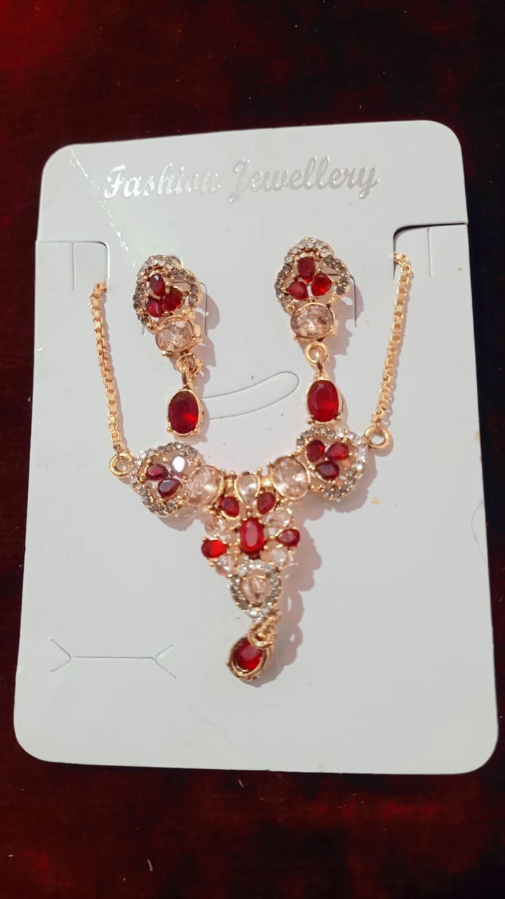 different item jewelary