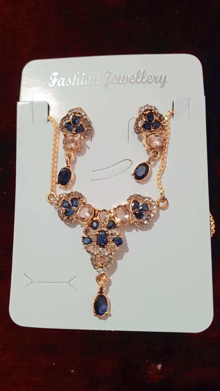 different item jewelary