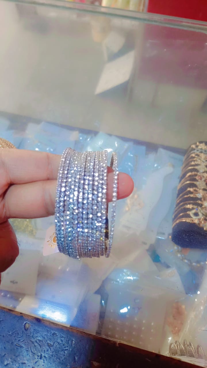 different item jewelary