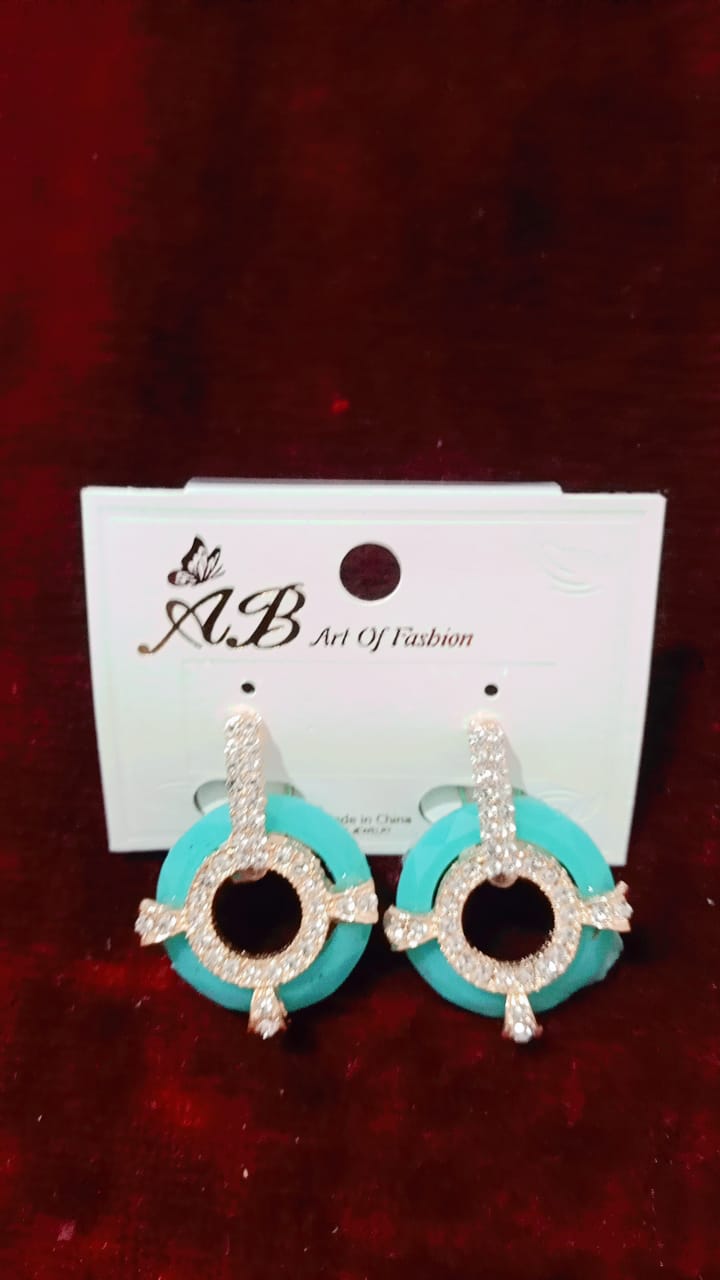 different item jewelary