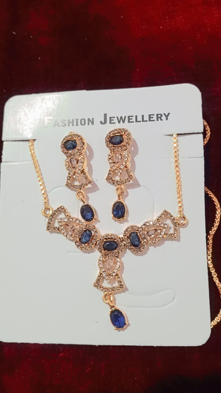 different item jewelary